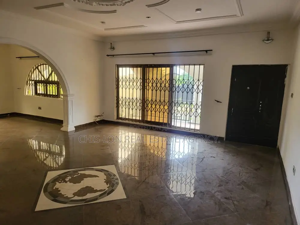 3bdrm House in Lamptey Yellow, Ngleshie Amanfro for rent