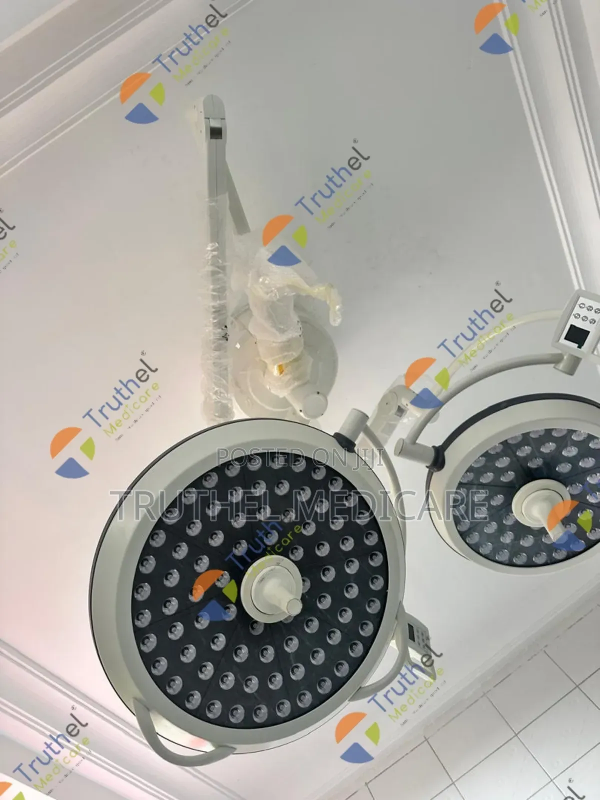 Theatre Light - Ceiling Mount ( Double Dome)