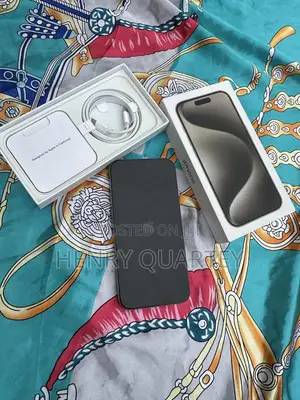 Apple iPhone 15 Pro Max 256 GB Silver