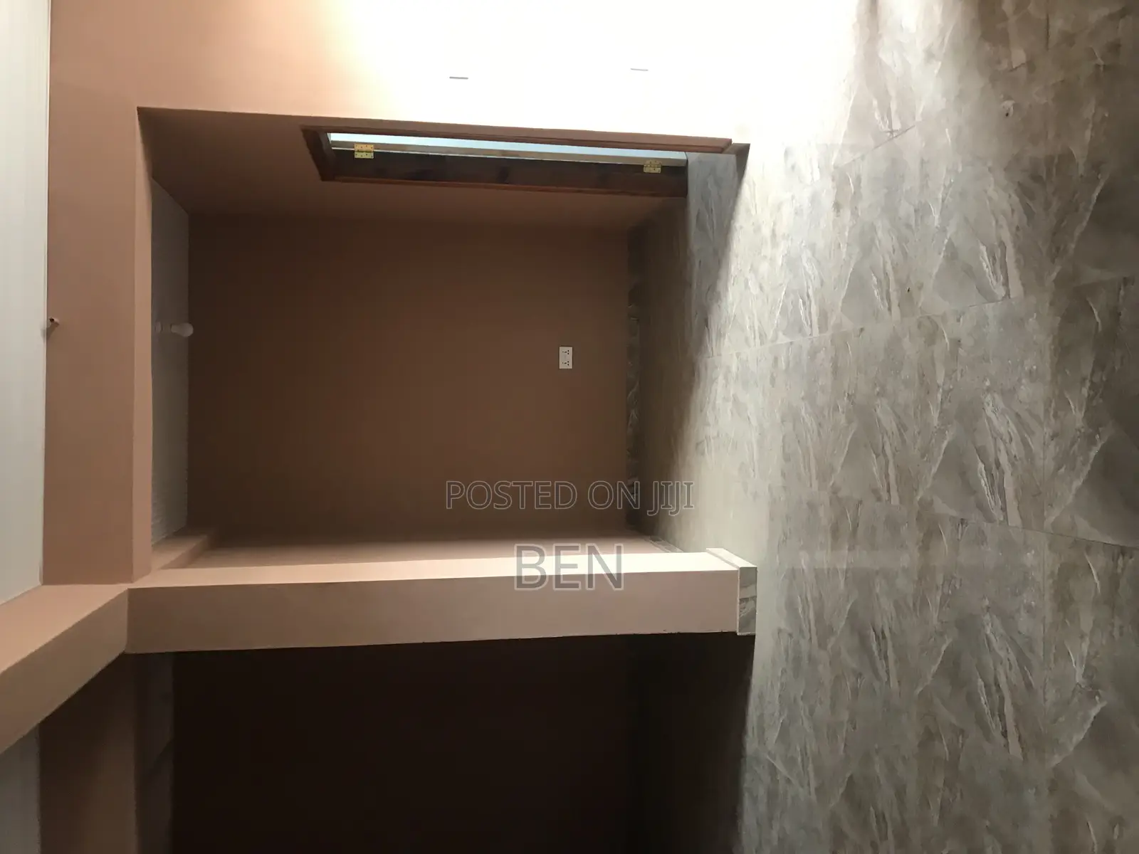 1bdrm Apartment in Mile 7 Achimota for rent
