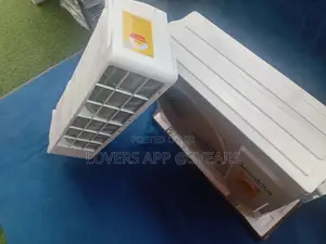 Decakila 1.5hp Arctic Zone Air Conditioner