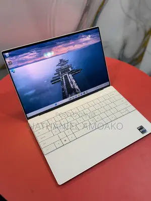 New Laptop Dell XPS 13 16GB Intel Core I5 SSD 1T