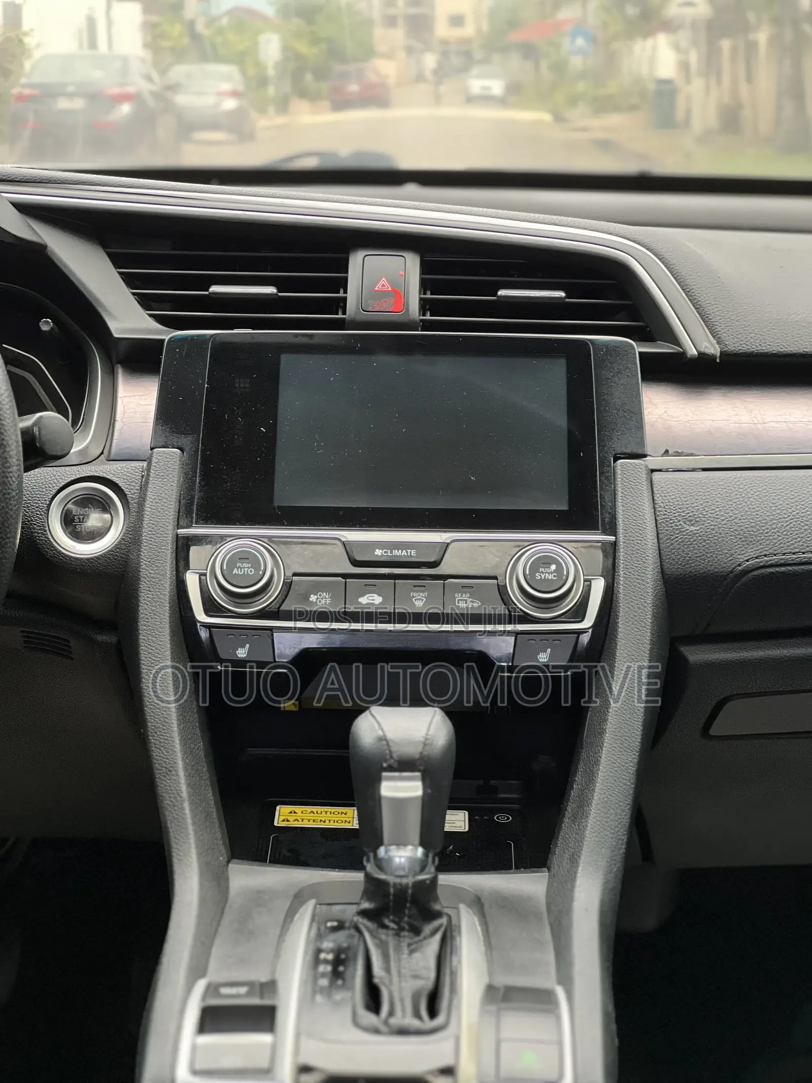 Honda Civic Touring 4dr Sedan (1.5L 4cyl) 2017 White