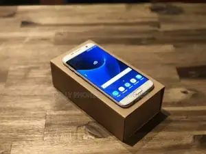 New Samsung Galaxy S7 edge 128 GB Black