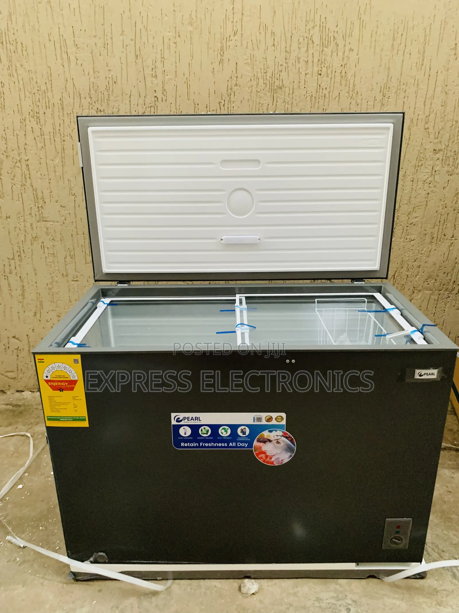 Ultra Sleek Modern PCF-4600-1a 380ltrs —Pearl Chest Freezer