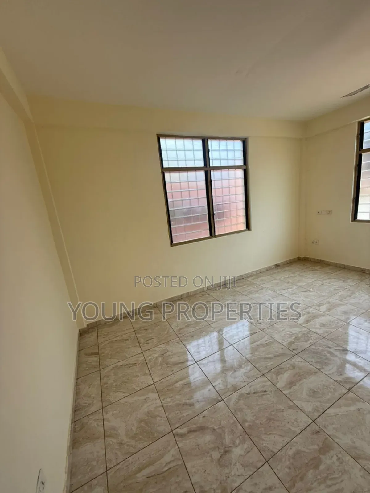 2bdrm Apartment in Ablekuma Fan Milk for rent