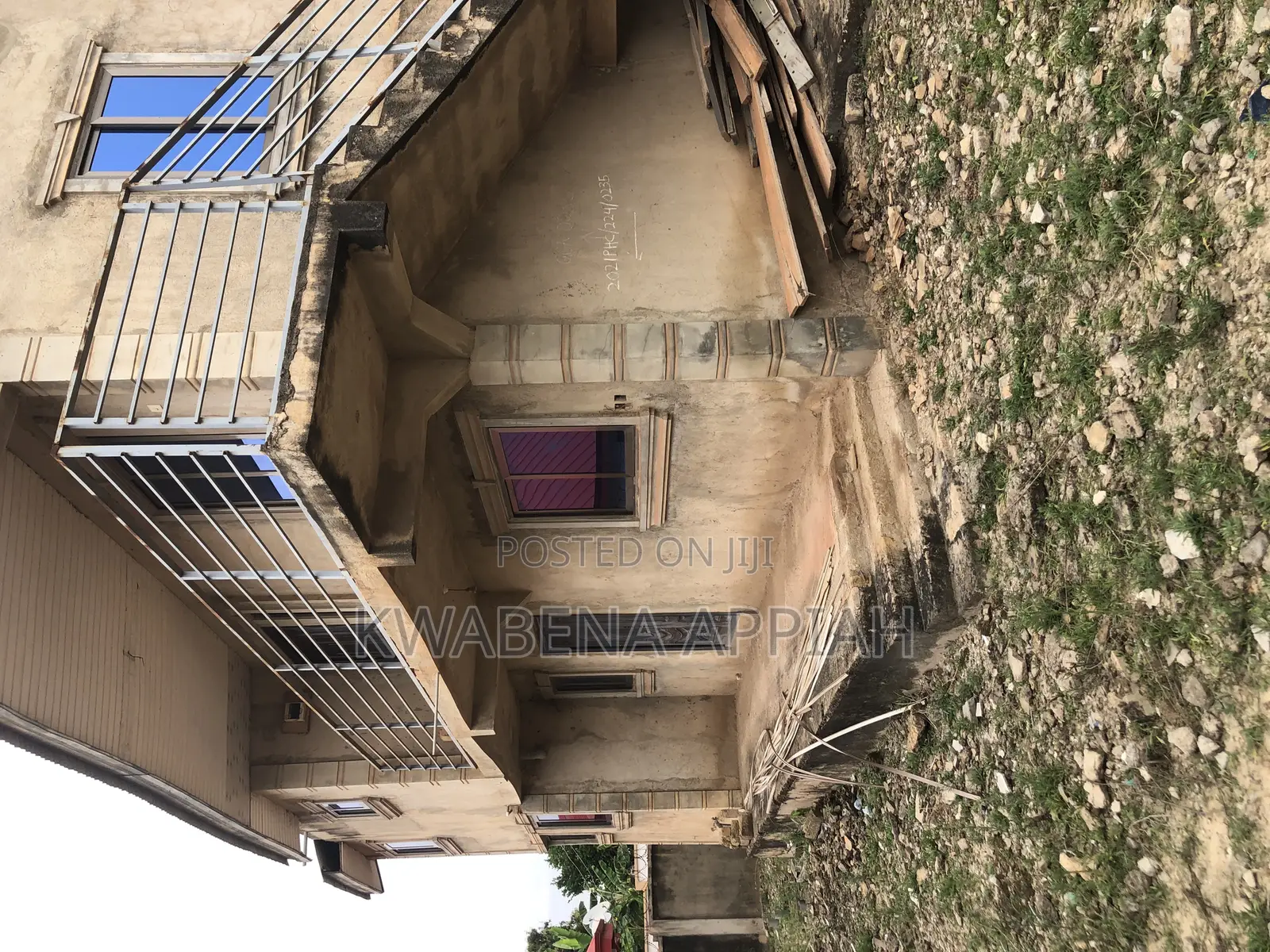 18bdrm Block of Flats in Mark Estate At, Kumasi Metropolitan for sale