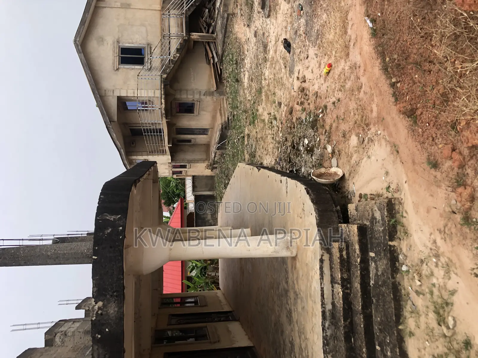 18bdrm Block of Flats in Mark Estate At, Kumasi Metropolitan for sale