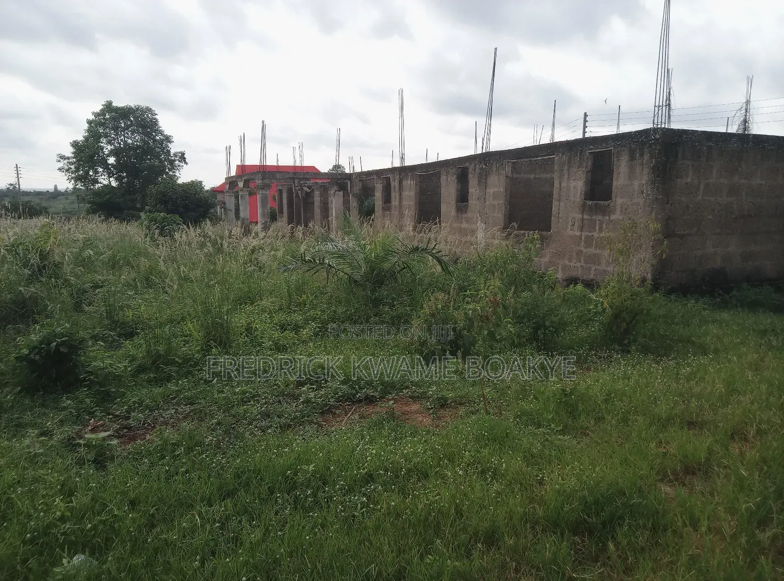 12bdrm House in Brother K Estate, Kumasi Metropolitan for sale