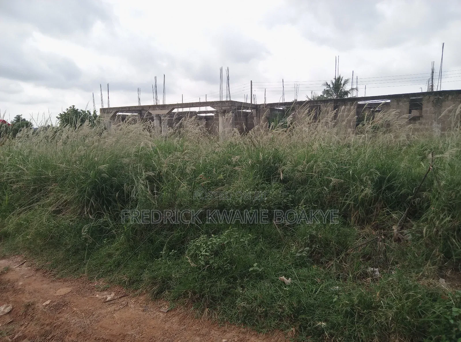 12bdrm House in Brother K Estate, Kumasi Metropolitan for sale