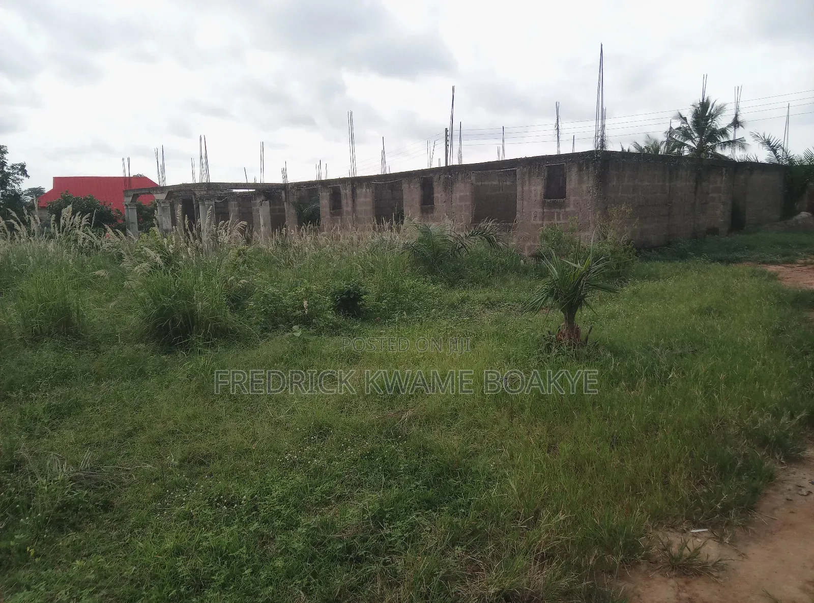 12bdrm House in Brother K Estate, Kumasi Metropolitan for sale