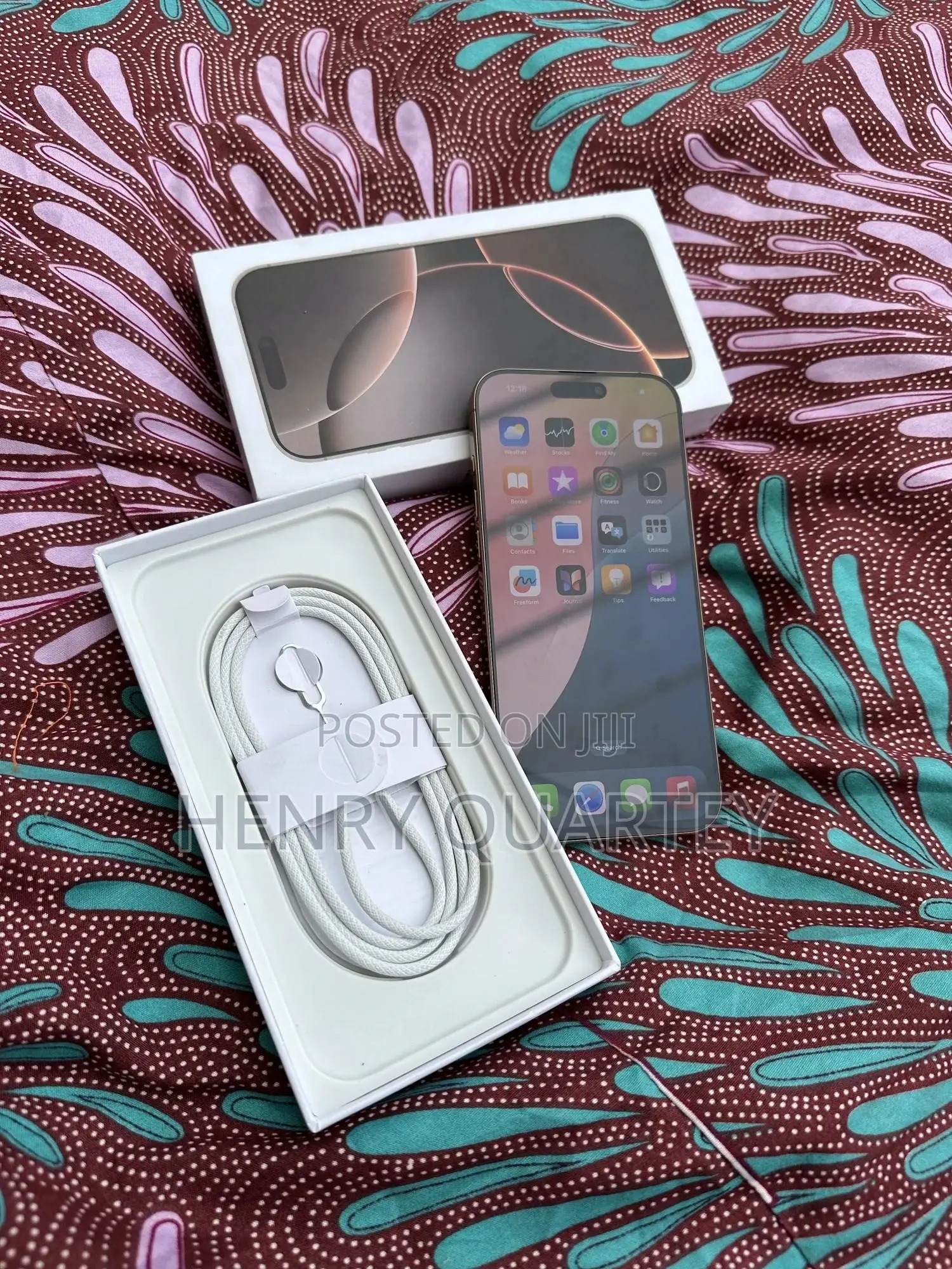 Apple iPhone 16 Pro Max 512 GB Gold
