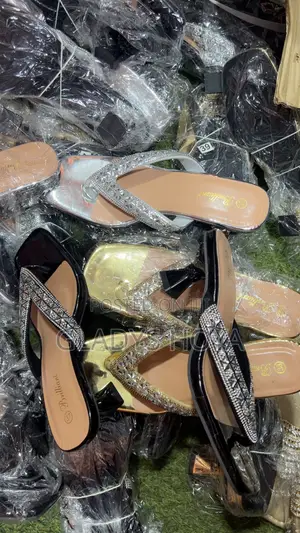 Ladies Slippers Hills