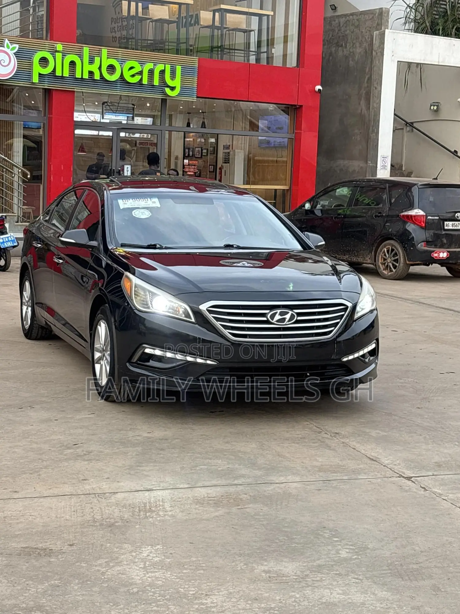 Hyundai Sonata Base Sedan FWD (2.4L 4cyl 6A) 2016 Black