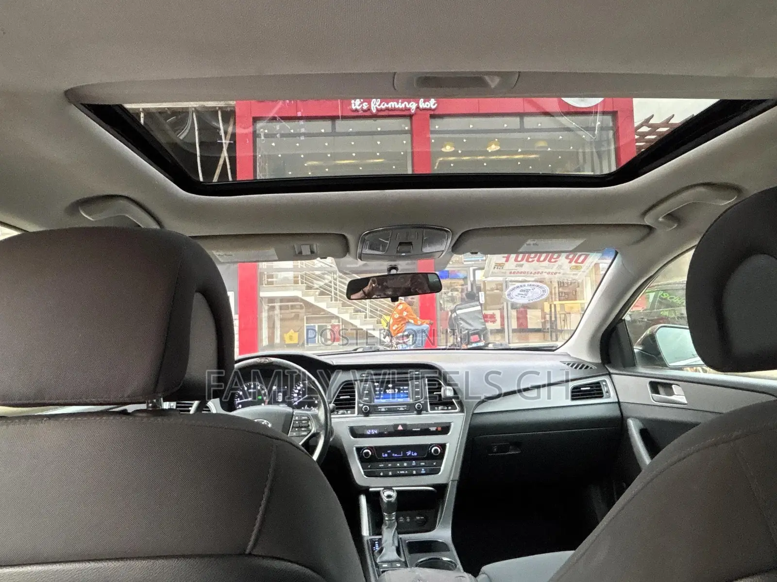 Hyundai Sonata Base Sedan FWD (2.4L 4cyl 6A) 2016 Black