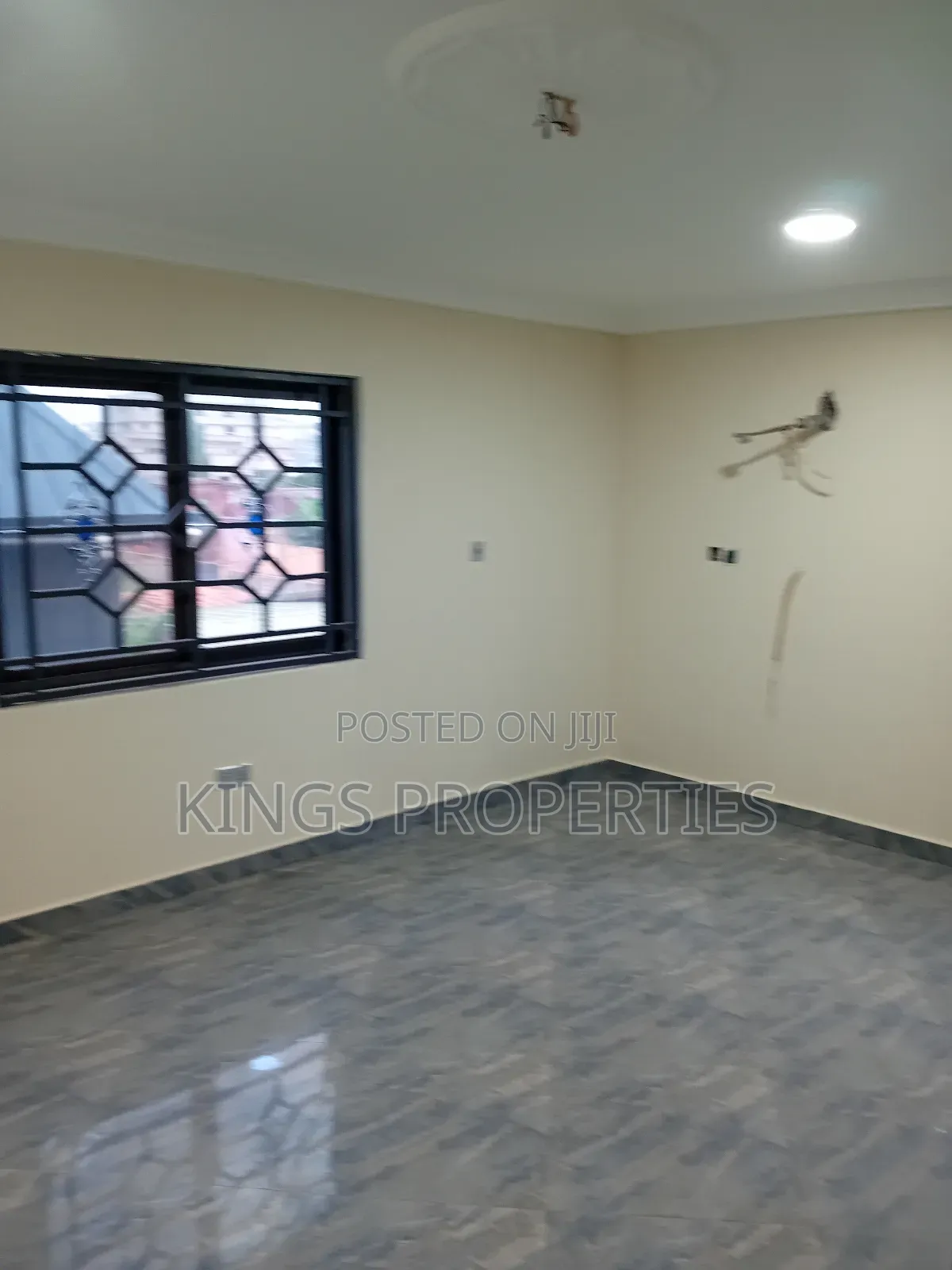 3bdrm Apartment in Kings Properties, West Hills Mall Area for rent