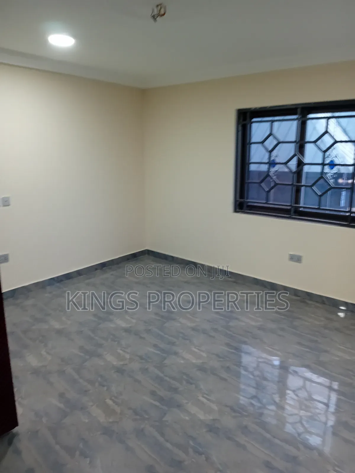 3bdrm Apartment in Kings Properties, West Hills Mall Area for rent