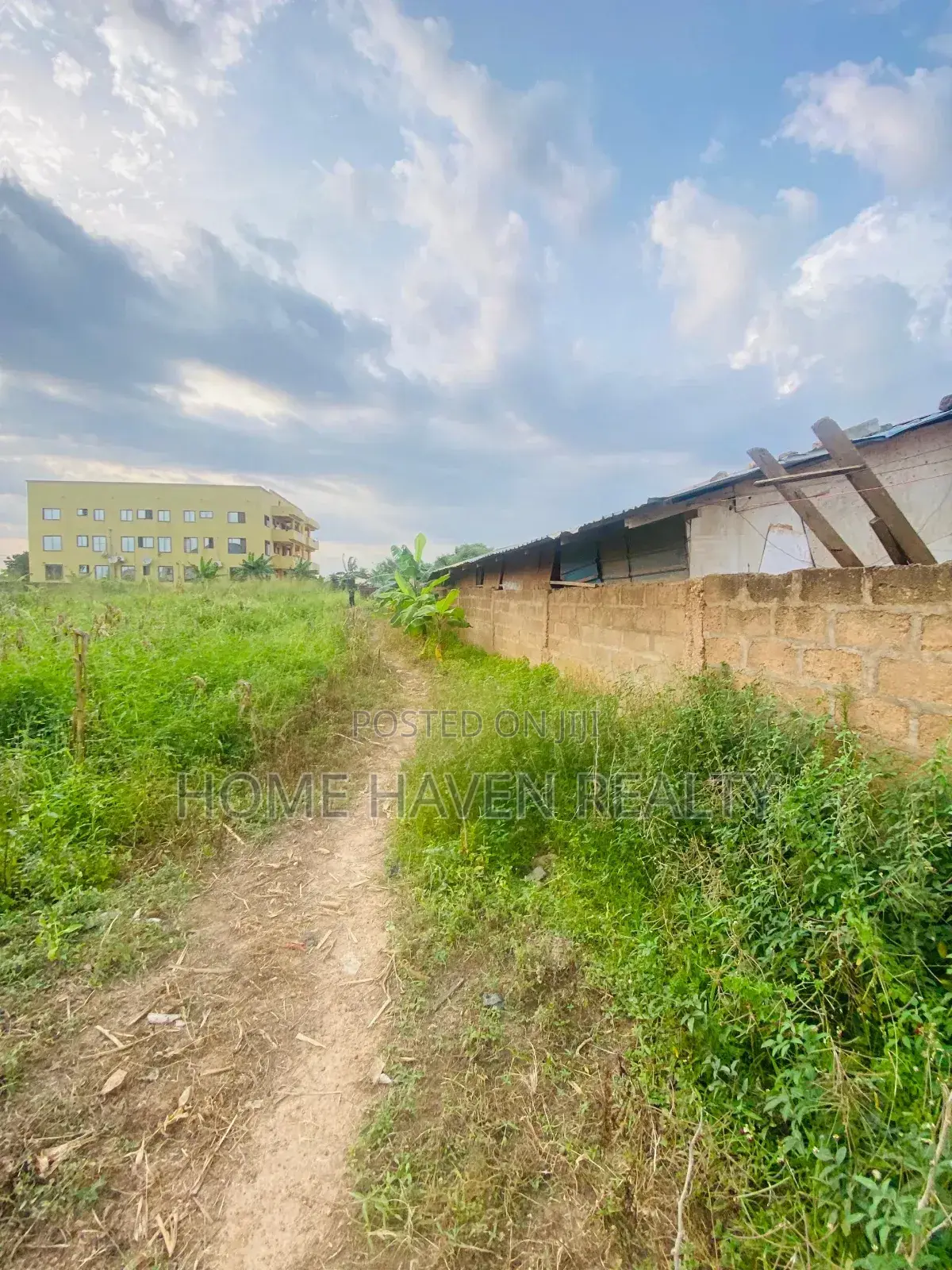 3 Plots for Sale at Haasto Bohye
