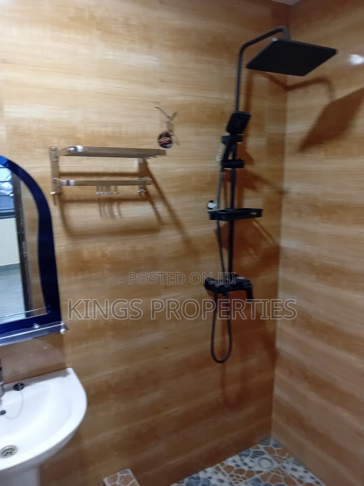 3bdrm Apartment in Kings Properties, West Hills Mall Area for rent