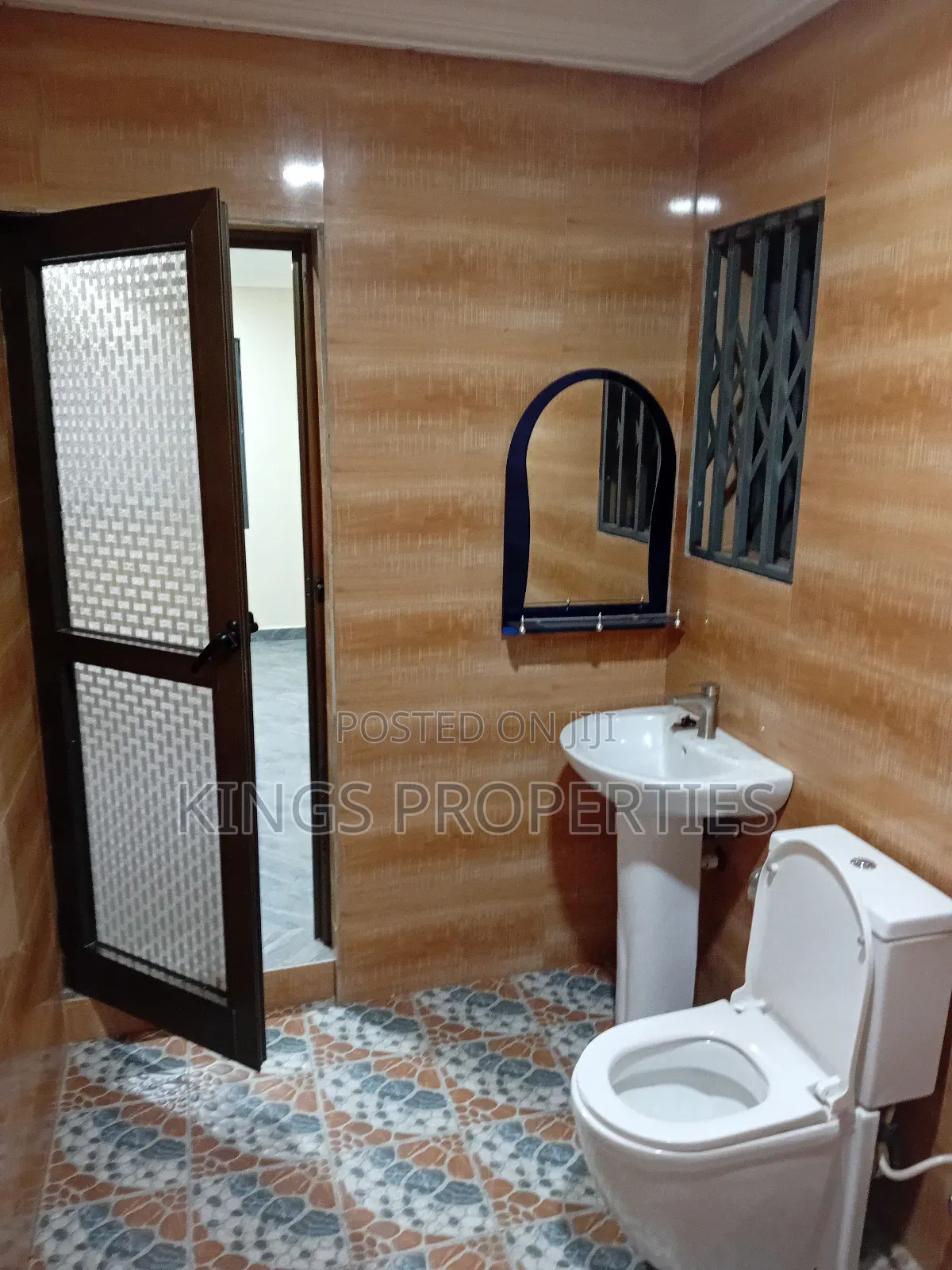 3bdrm Apartment in Kings Properties, West Hills Mall Area for rent