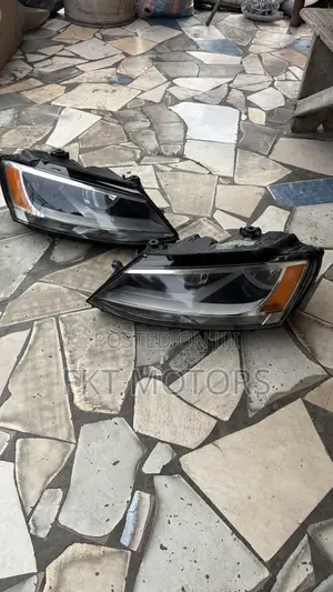 Volkeagan / Vw Jetta 6 Headlight 2012,2013,2014,2015,2016,2017,2018