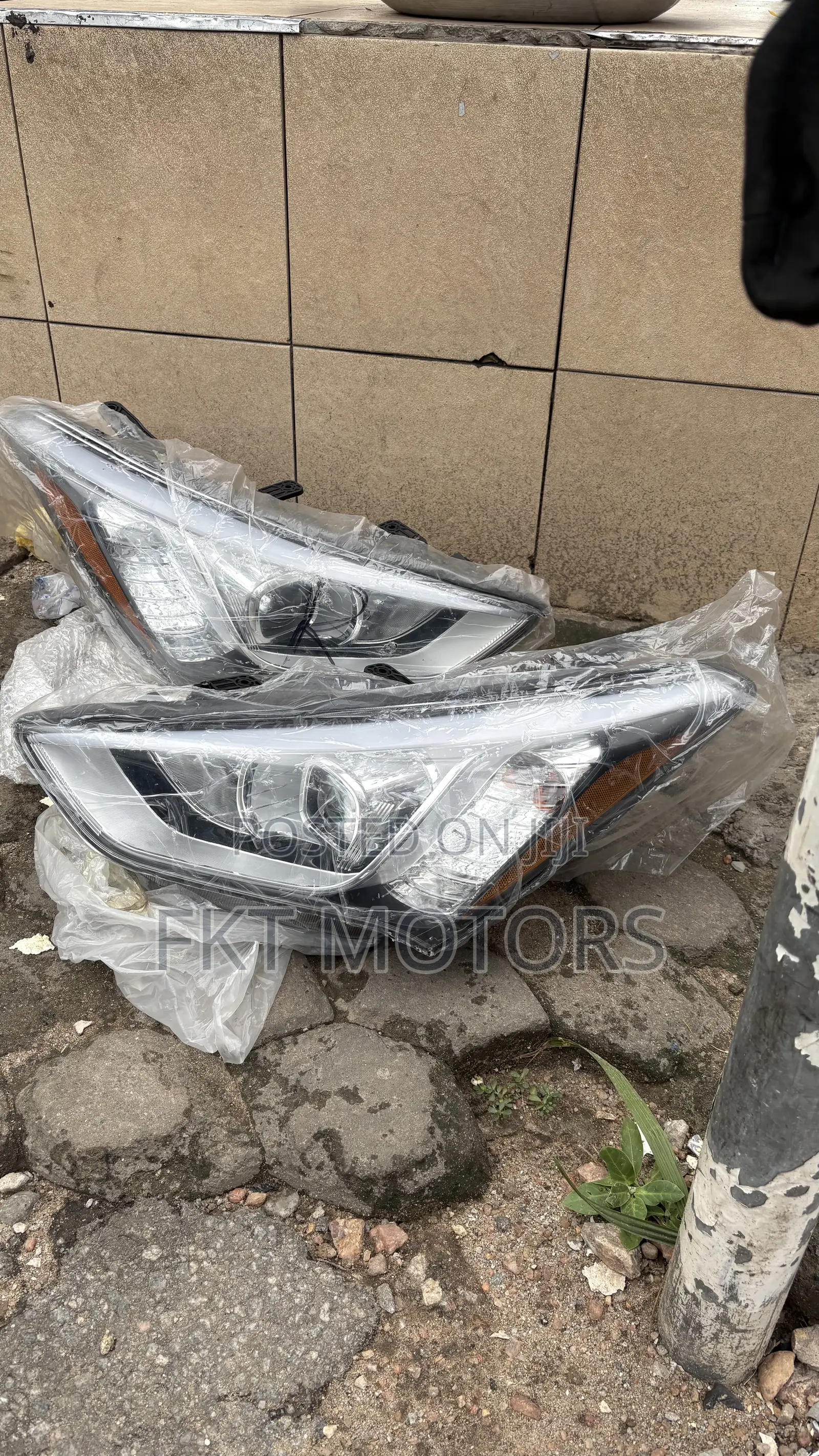 Hyundai Santa Fe Headlight 2012,2013,2014,2015,2016,2017