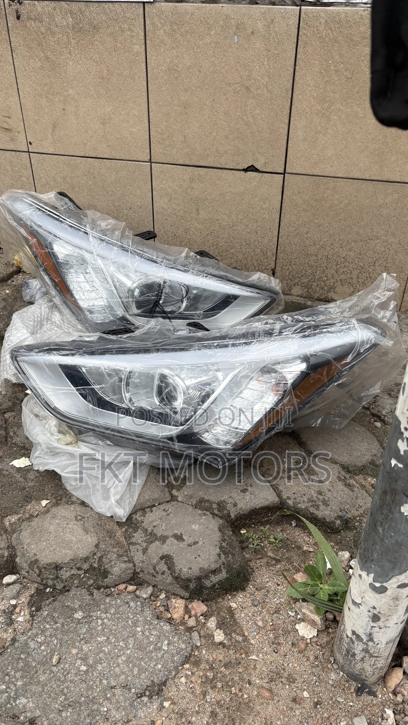 Hyundai Santa Fe Headlight 2012,2013,2014,2015,2016,2017