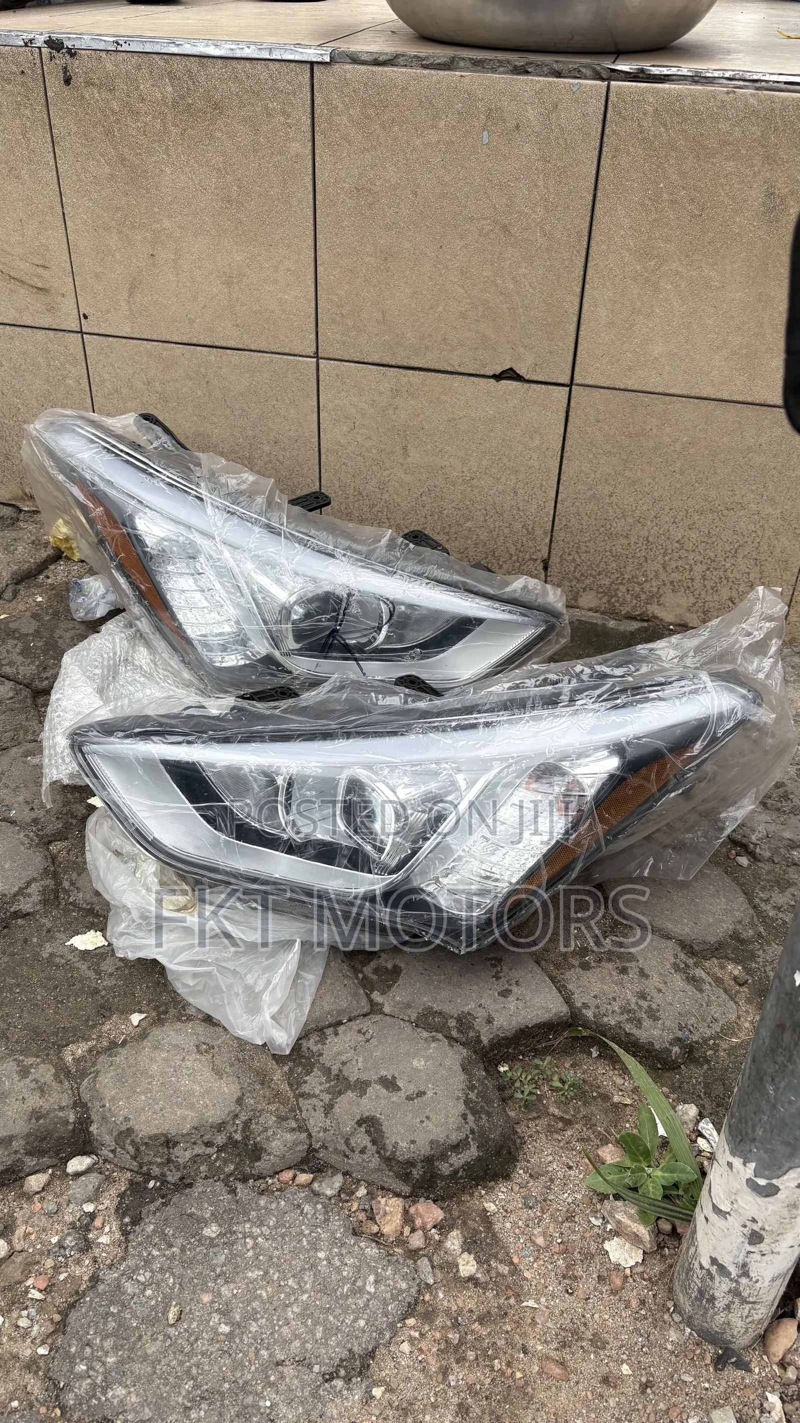 Hyundai Santa Fe Headlight 2012,2013,2014,2015,2016,2017