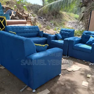 Affordable Utv Staffing Chair Plus Pillows ( Free Delivery)