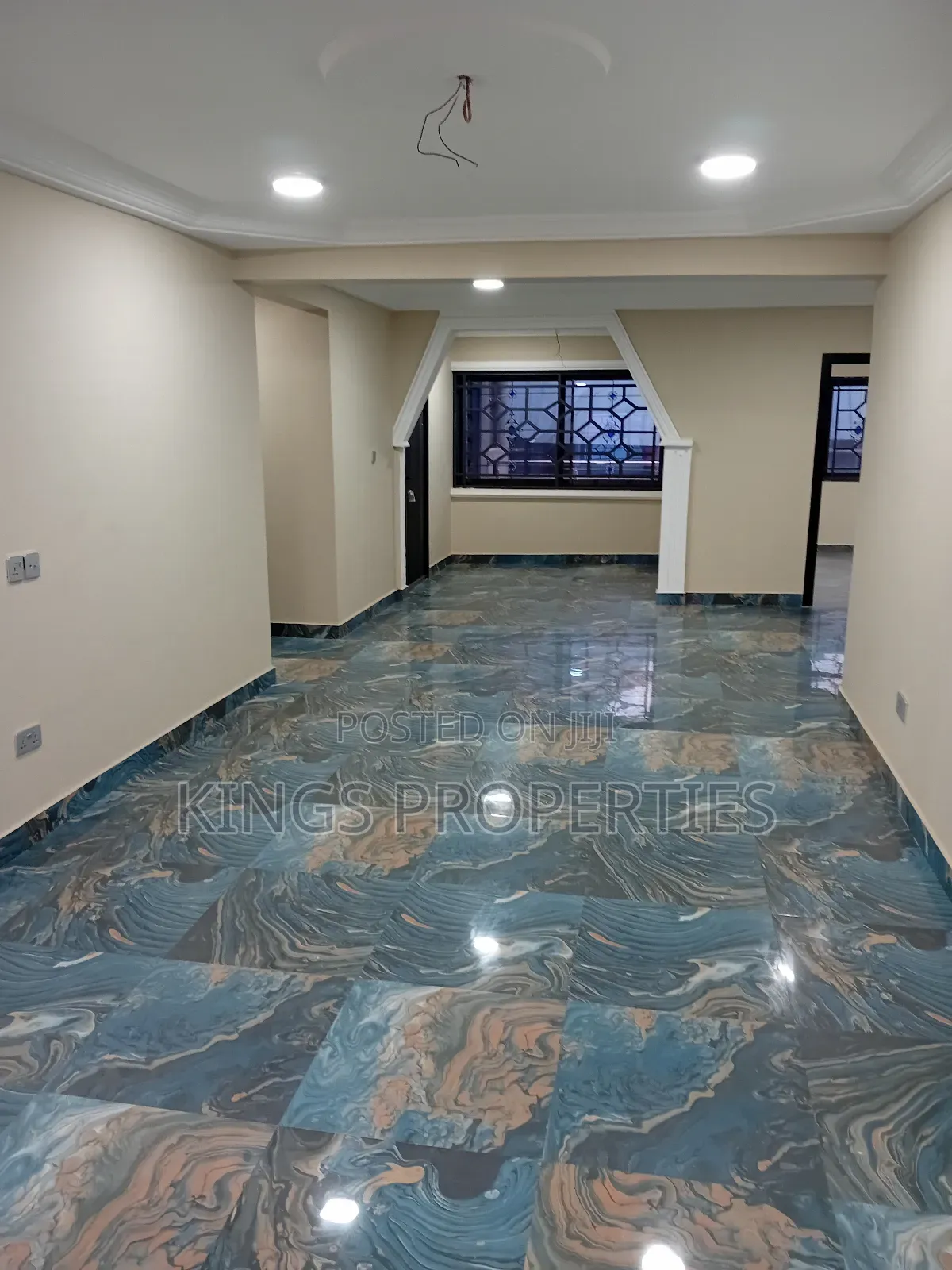 3bdrm Apartment in Kings Properties, West Hills Mall Area for rent