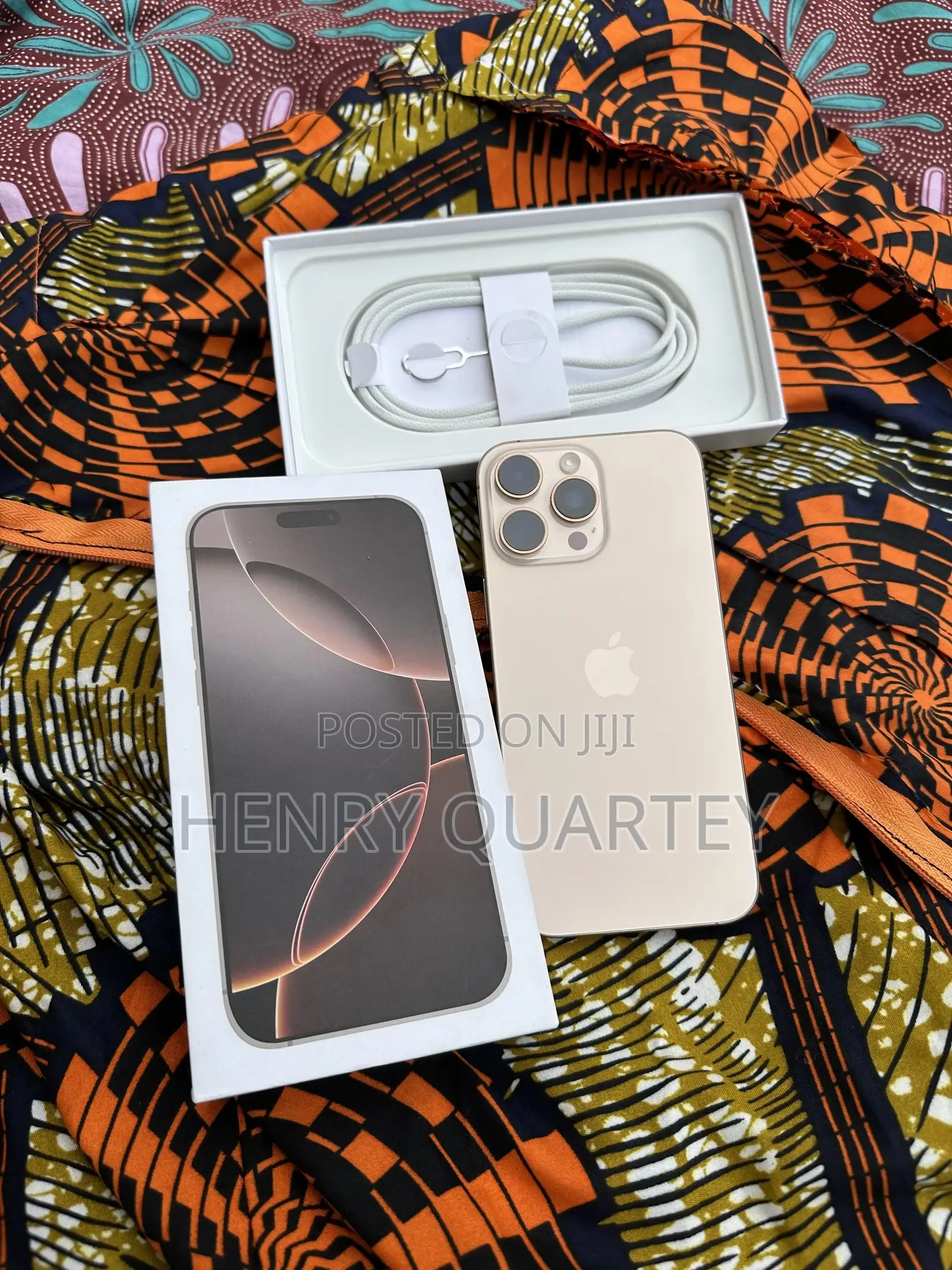 Apple iPhone 16 Pro Max 256 GB Gold