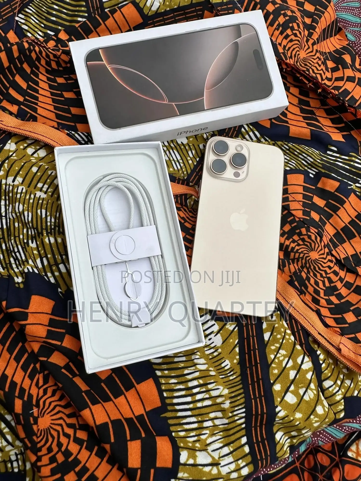 Apple iPhone 16 Pro Max 256 GB Gold