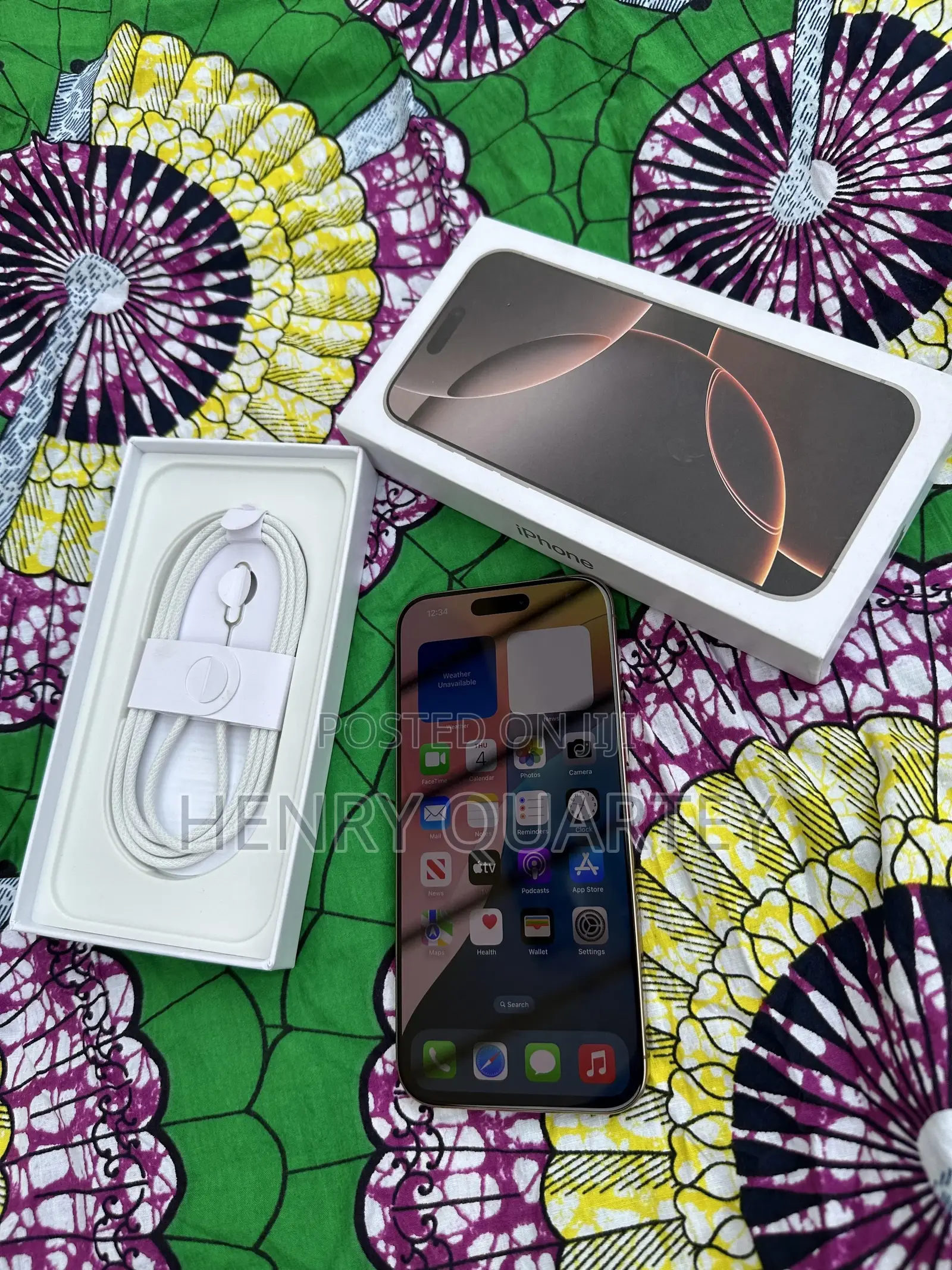 Apple iPhone 16 Pro Max 256 GB Gold
