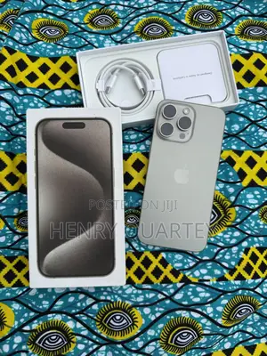 Apple iPhone 15 Pro Max 256 GB