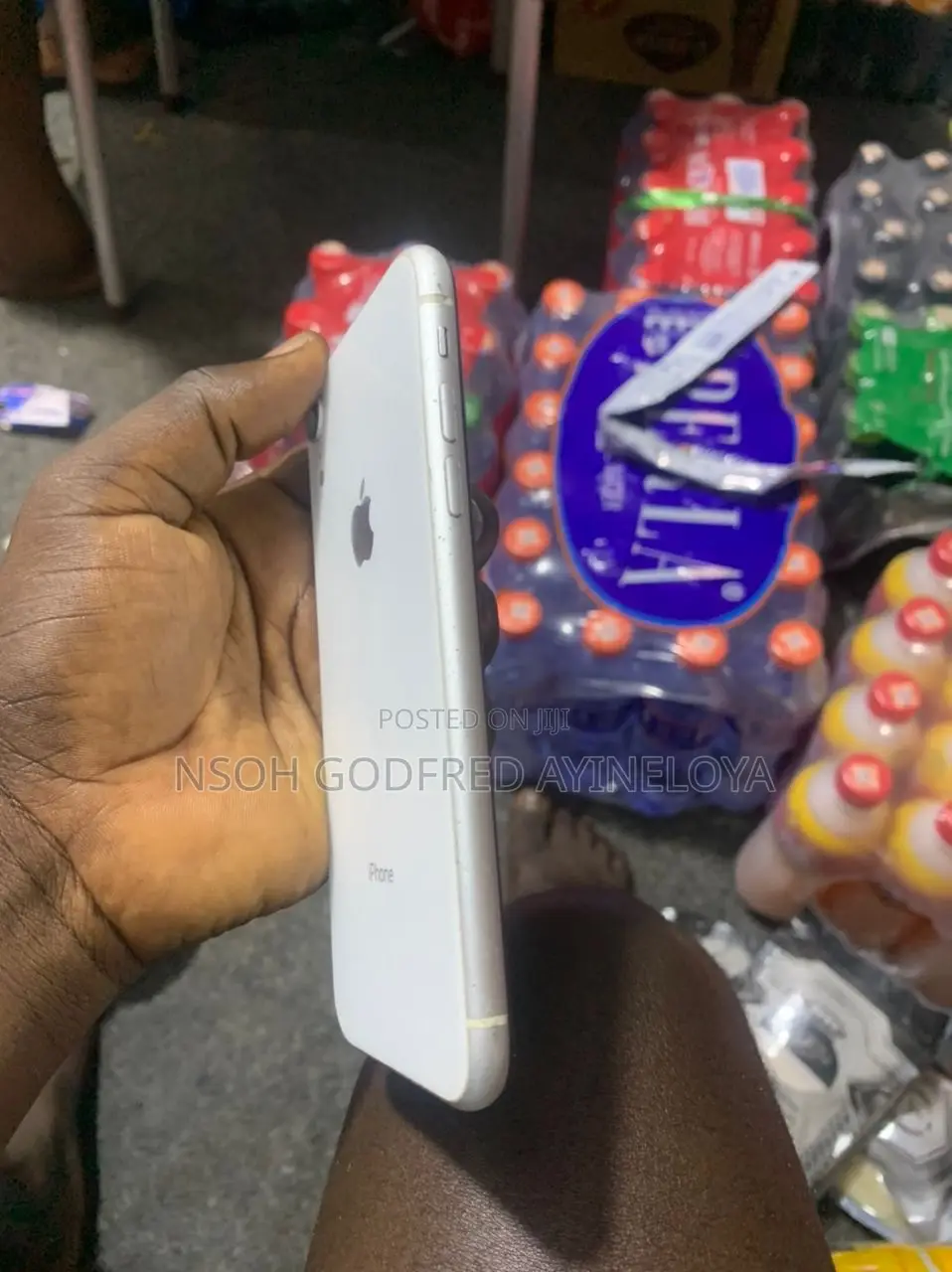Apple iPhone XR 128 GB White