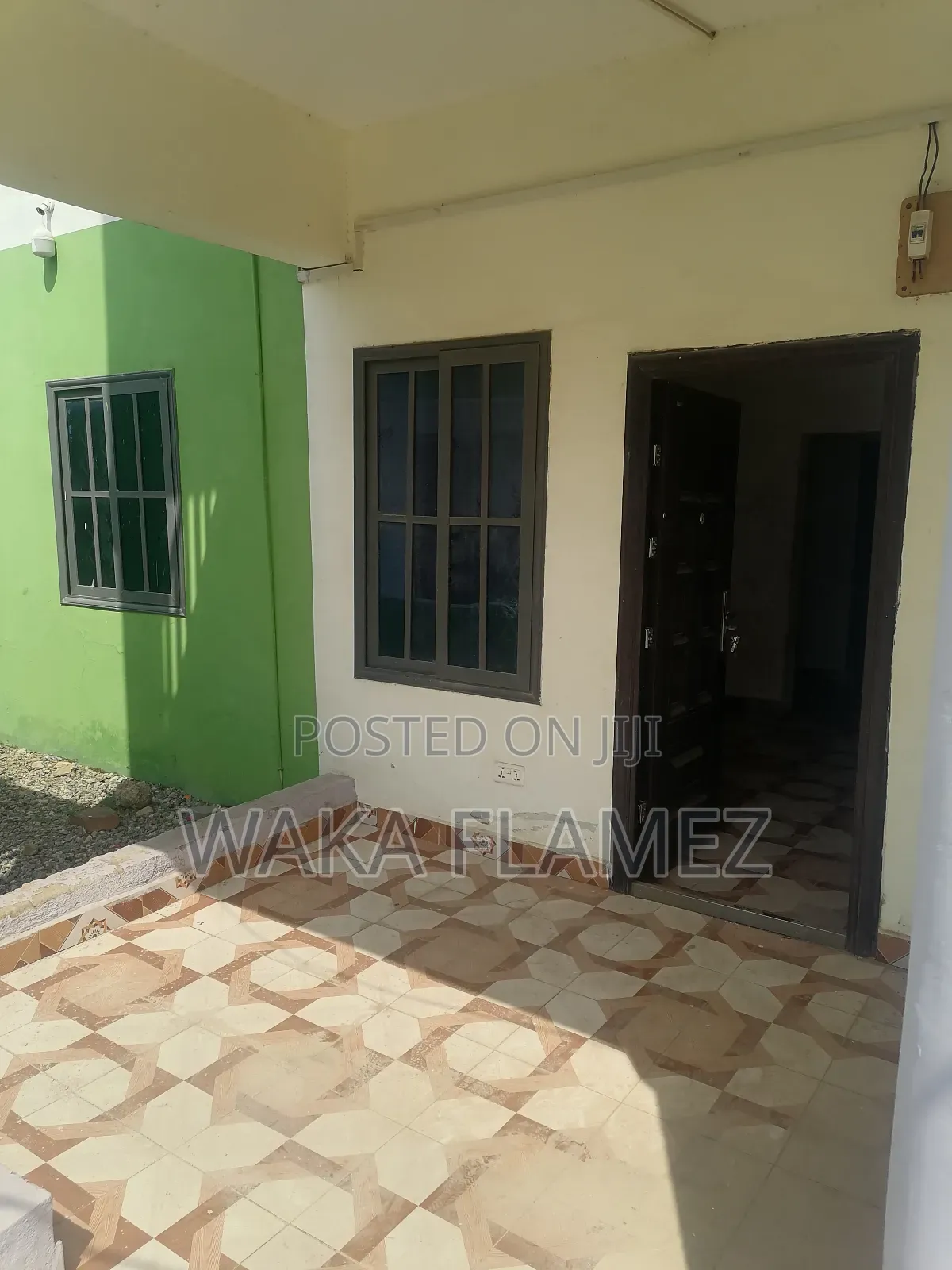 1bdrm Apartment in Damas 1 Area, Amasaman for rent