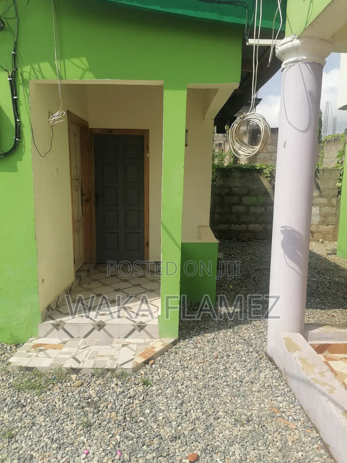 1bdrm Apartment in Damas 1 Area, Amasaman for rent