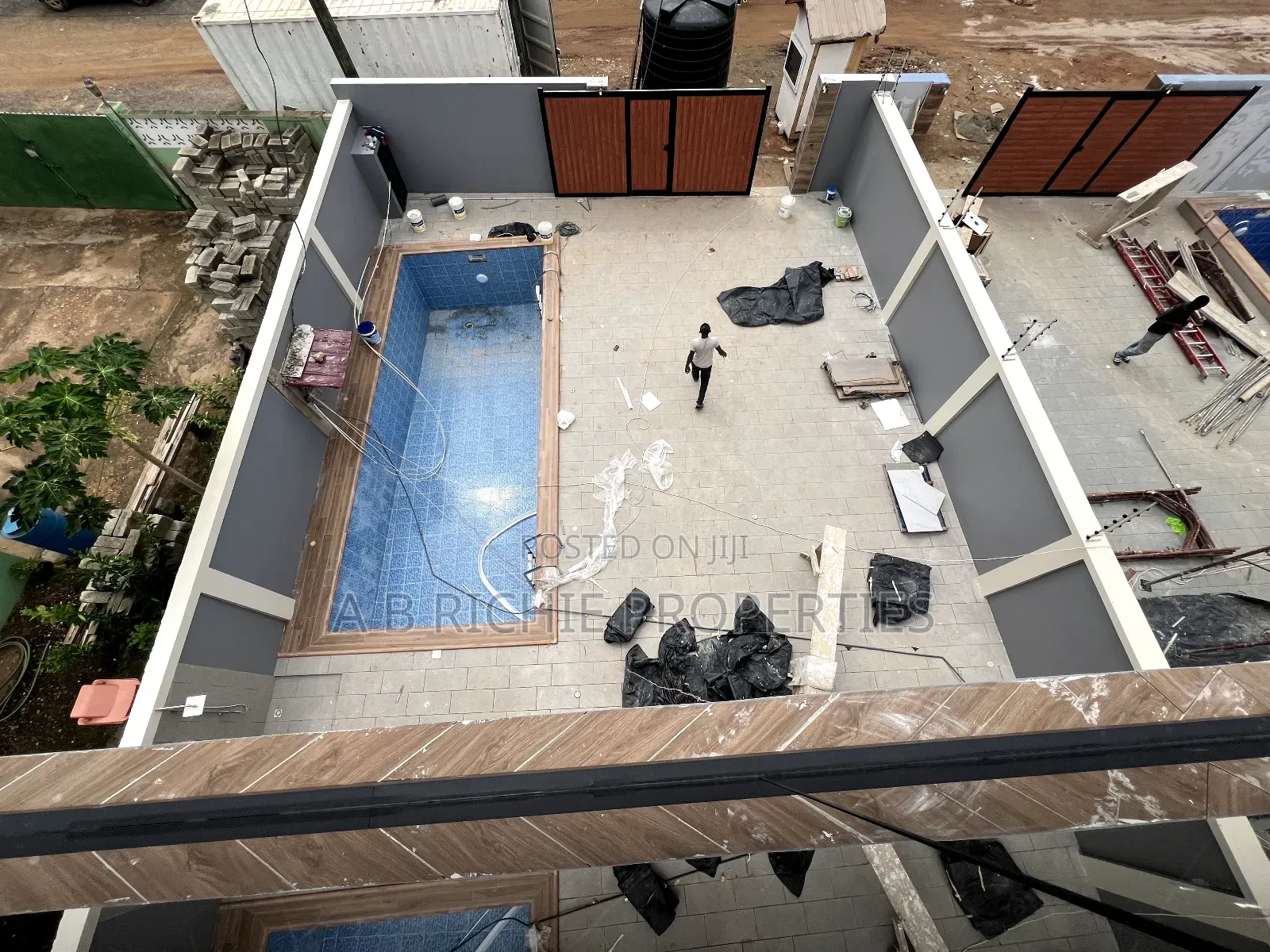 5bdrm Duplex in Ab Richie Properties, Tseaddo for sale