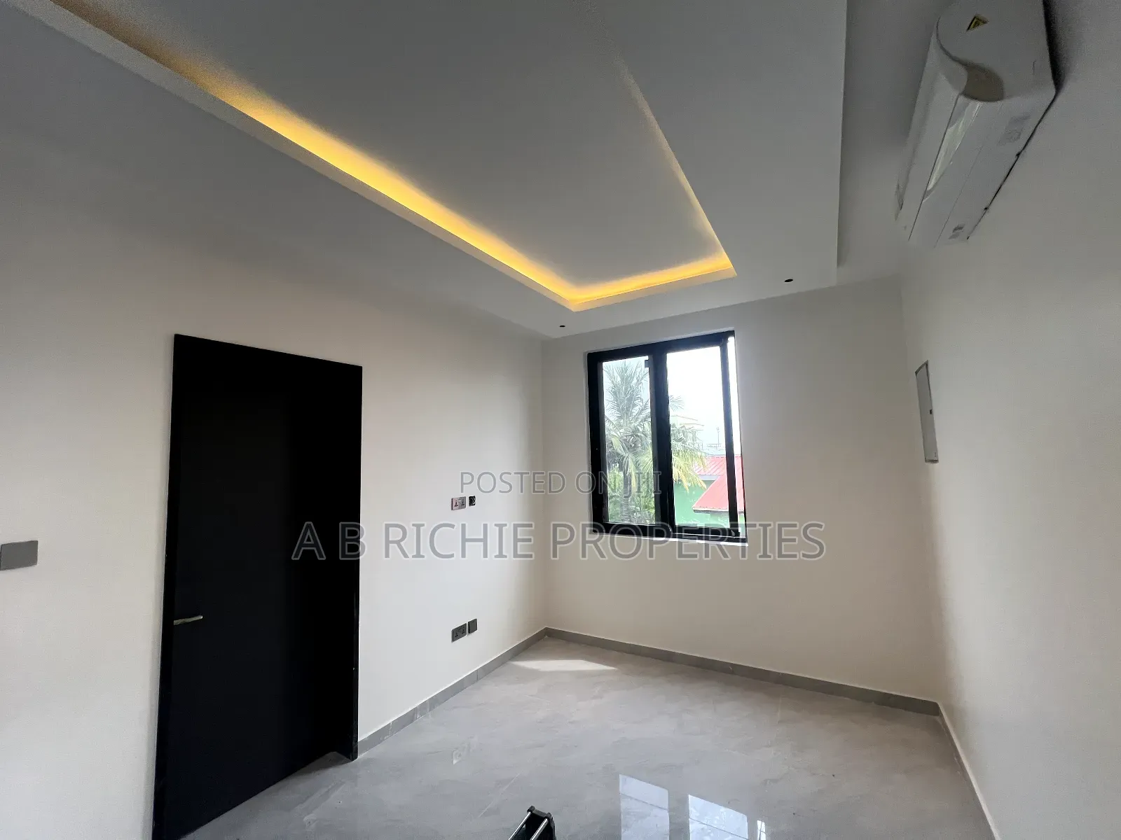 5bdrm Duplex in Ab Richie Properties, Tseaddo for sale