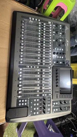X32 Digital Mixer