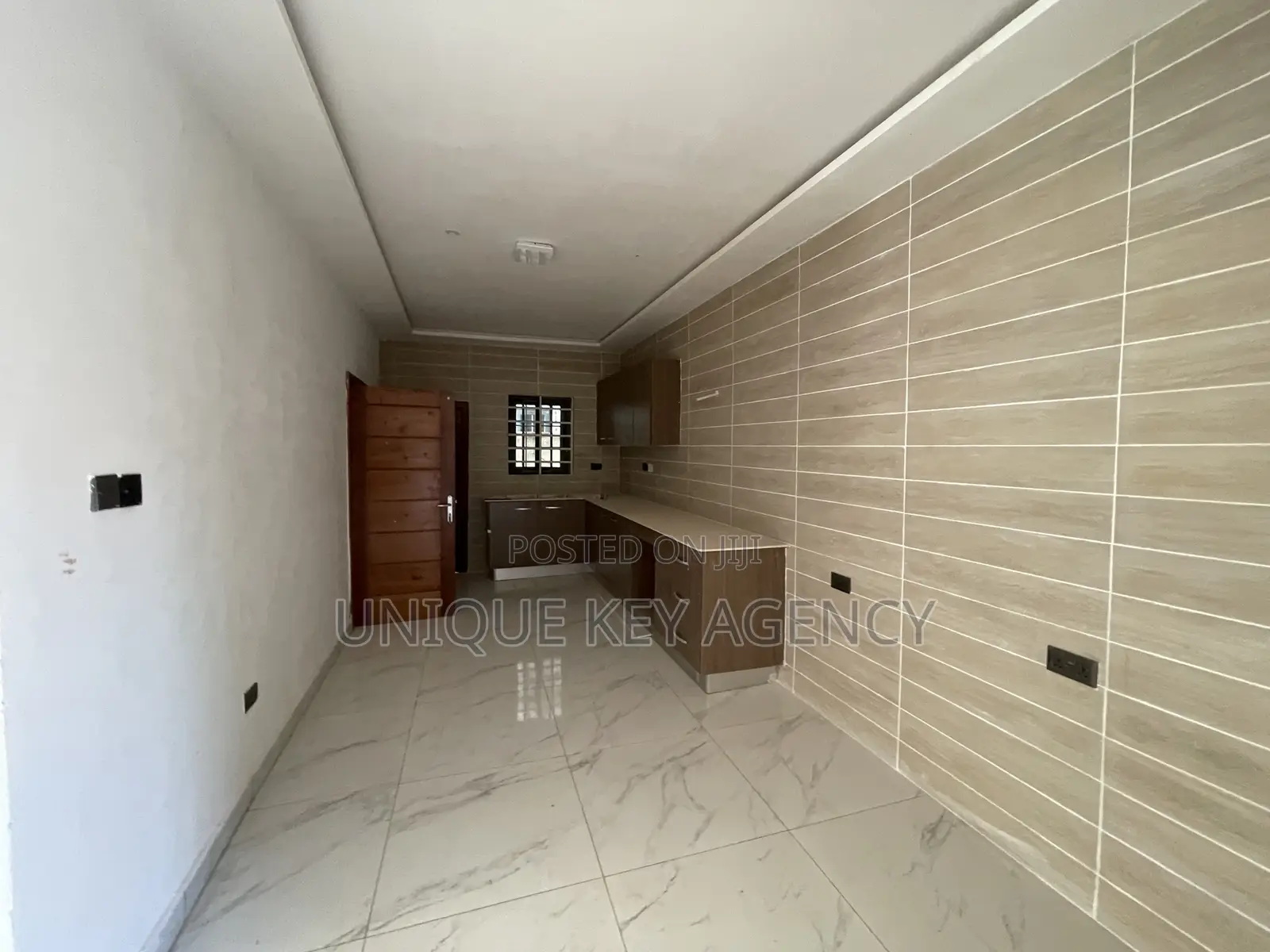 4bdrm House in Unique Key Agency, Tseaddo for rent