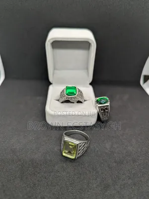 Green Stone Rings (Stainless Steel)