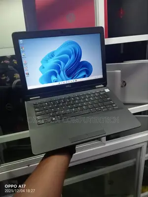 Laptop Dell Latitude 12 E7270 8GB Intel Core I5 SSD 256GB