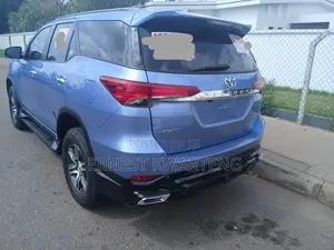 Toyota Fortuner 2019 Blue