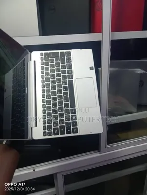 Laptop Acer Aspire 3 2GB Intel Atom SSD 32GB