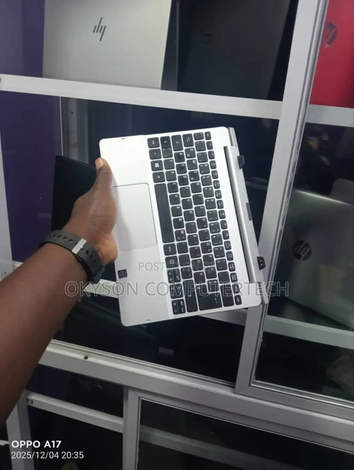 Laptop Acer Aspire 3 2GB Intel Atom SSD 32GB
