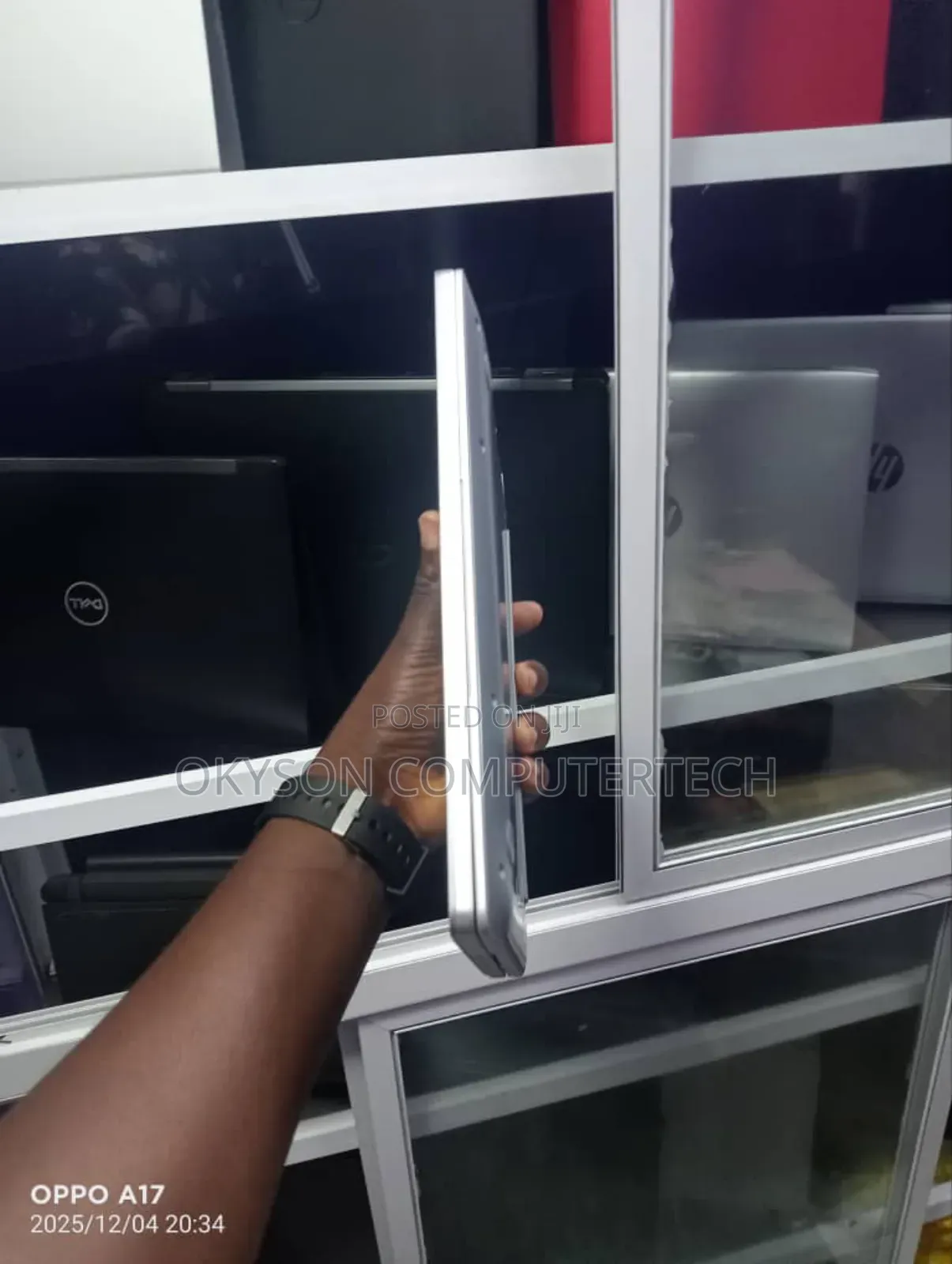 Laptop Acer Aspire 3 2GB Intel Atom SSD 32GB