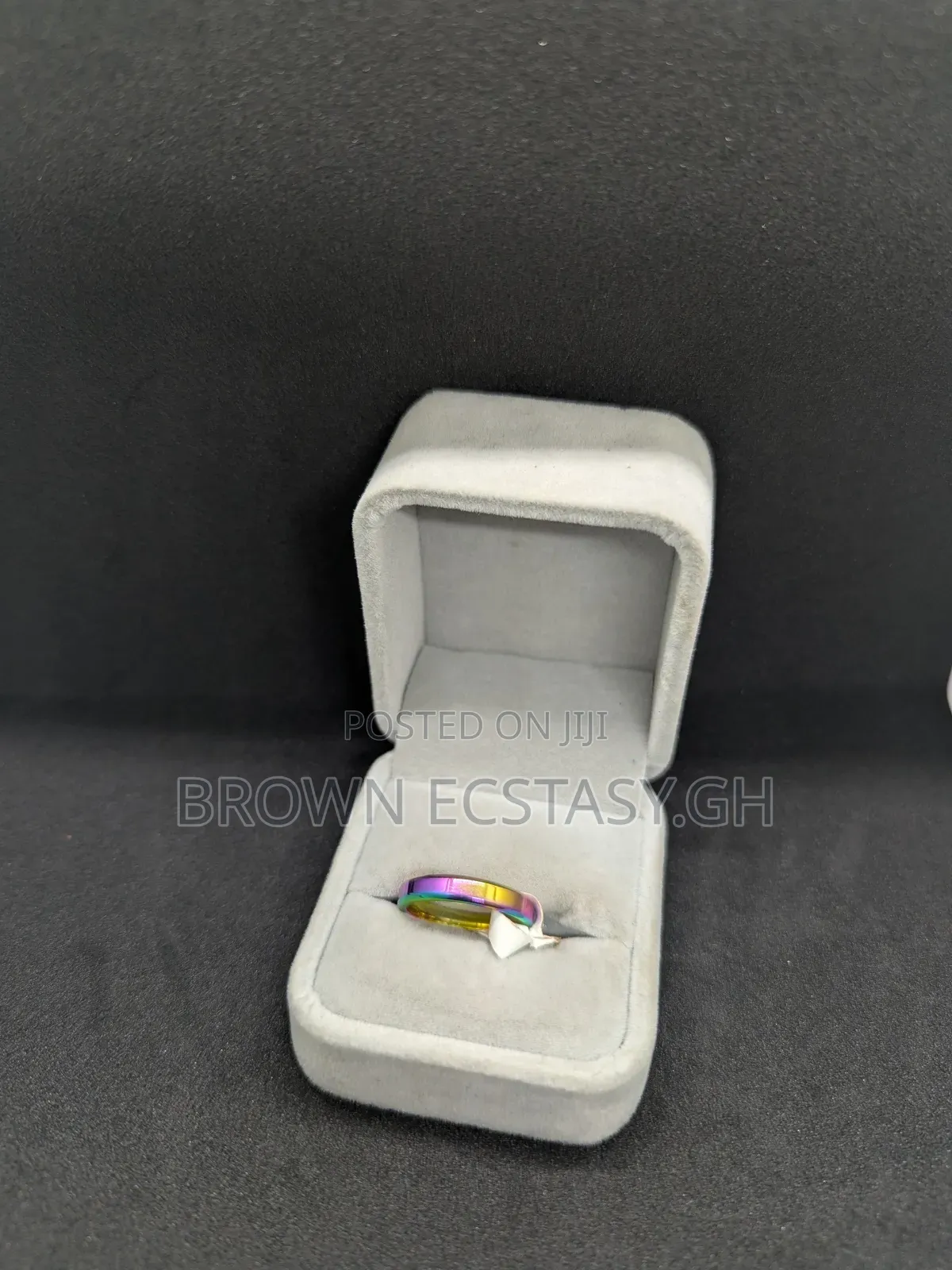 Multi-Colored Spinner Rings