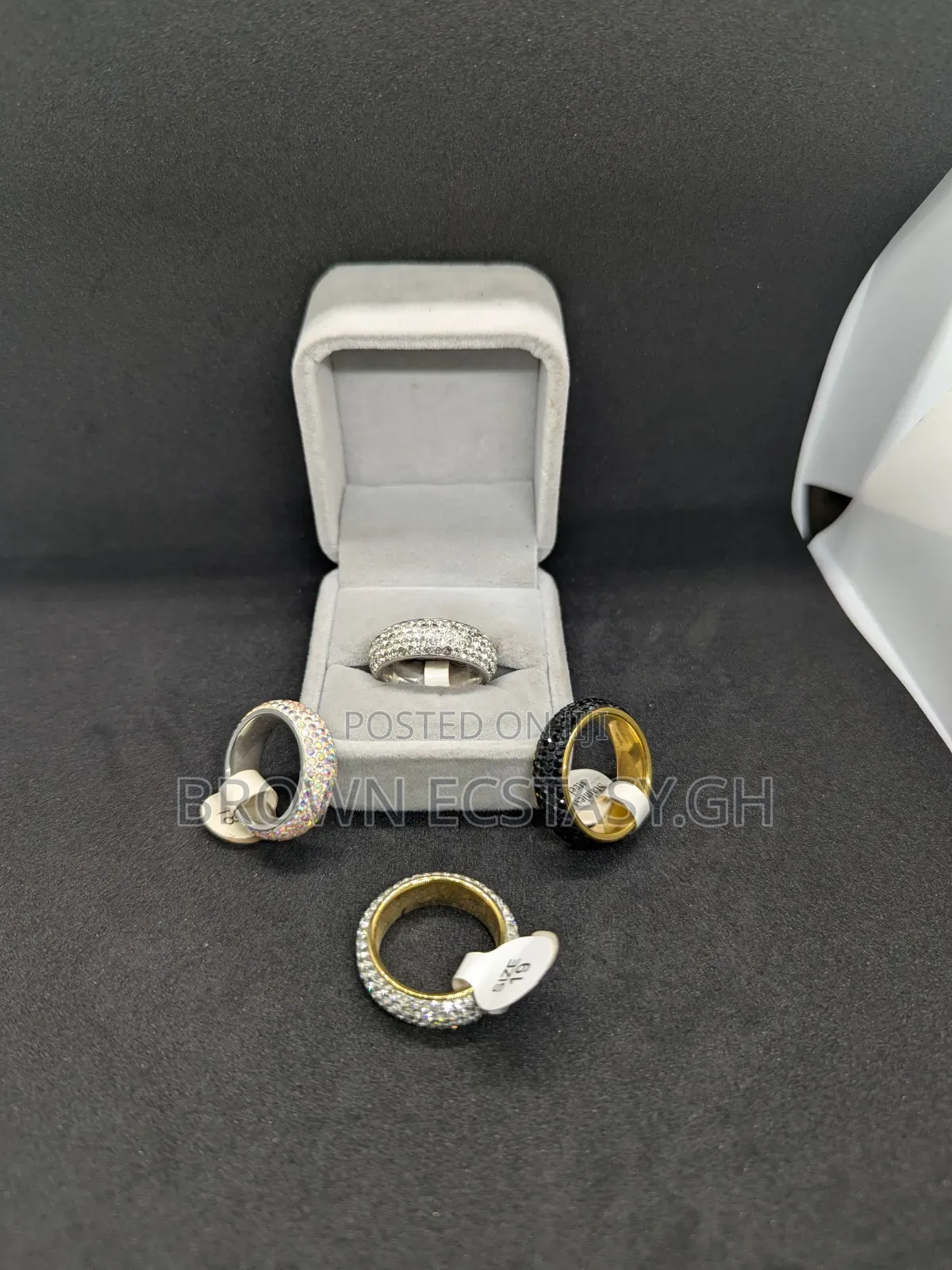 Iced Out Round Rings