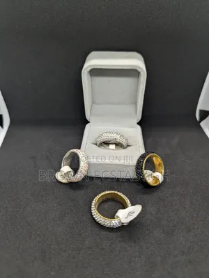 Iced Out Round Rings